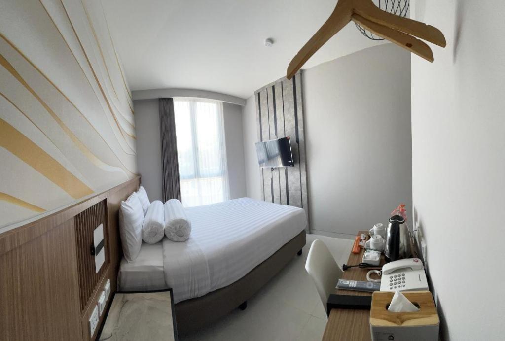 Front One Resort Indraloka Temanggung Exteriör bild